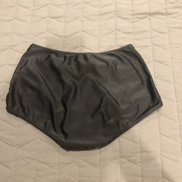 High waisted swim bottoms - Picture 2 of 3